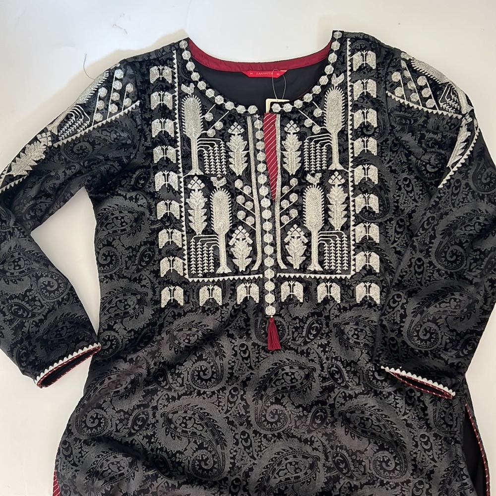 Stunning embossed velvet black grey silver thread embroidery tunic KURTA L NWT
